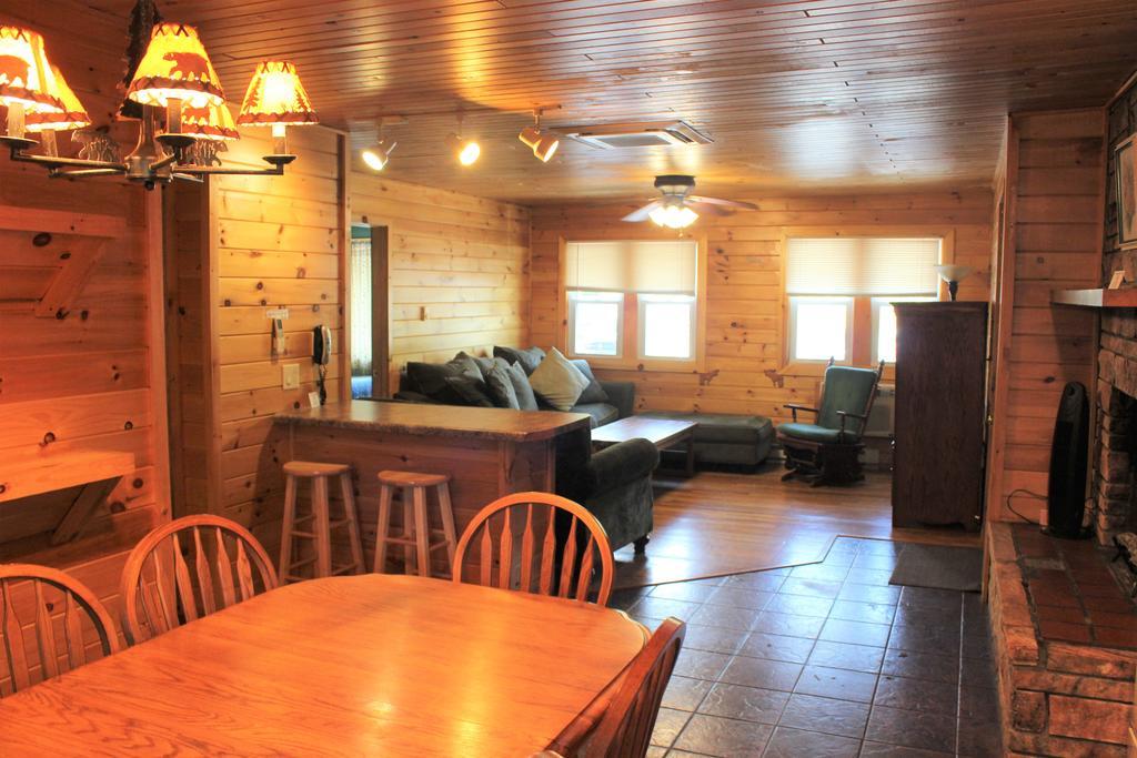 Inn Blue Lagoon Lake George