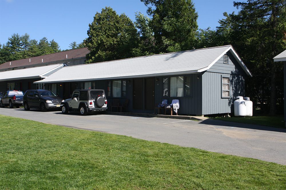 Inn Blue Lagoon Lake George